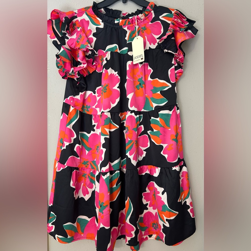 NWT Jodifl Bright Floral Tiered Dress